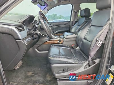 Zdjęcie 7 z 13 samochodu: 2017 CHEVROLET SUBURBAN K1500 LT VIN:1GNSKHKC7HR180830 - miniatura