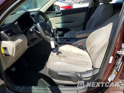 Zdjęcie 7 z 12 samochodu: 2016 KIA OPTIMA LX VIN:5XXGT4L36GG105346 - miniatura