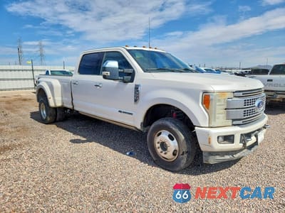 Czwarte zdjęcie samochodu z boku: 2017 FORD F350 SUPER DUTY VIN:1FT8W3DT0HED09702 - miniatura