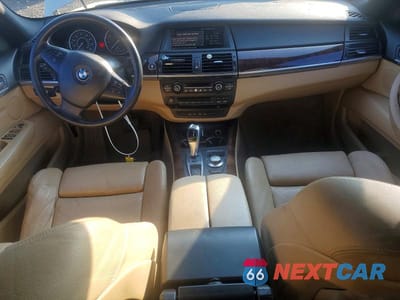 Zdjęcie 8 z 13 samochodu: 2009 BMW X5 XDRIVE48I VIN:5UXFE83529L171389 - miniatura