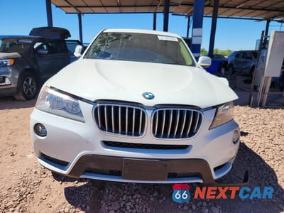 Piąte zdjęcie samochodu w środku: 2014 BMW X3 XDRIVE28I VIN:5UXWX9C57E0D34715 - miniatura