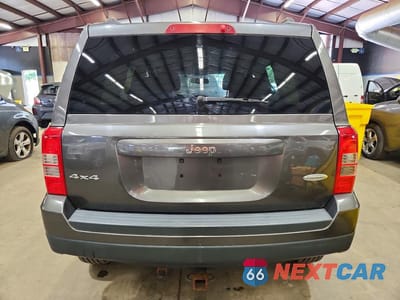 Zdjęcie 6 z 13 samochodu: 2015 JEEP PATRIOT LATITUDE VIN:1C4NJRFB3FD425813 - miniatura