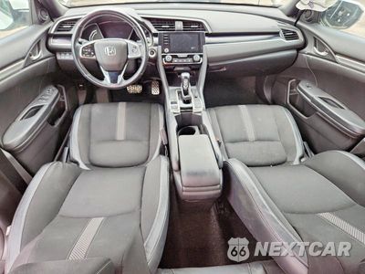 Zdjęcie 8 z 12 samochodu: 2019 HONDA CIVIC SPORT VIN:19XFC2F81KE011545 - miniatura