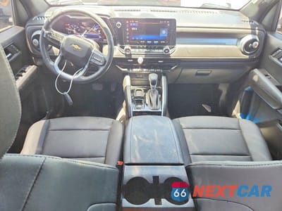 Zdjęcie 8 z 12 samochodu: 2024 CHEVROLET COLORADO LT VIN:1GCPSCEKXR1320440 - miniatura