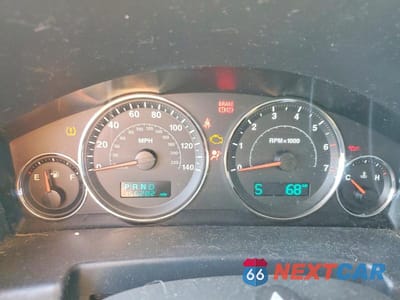Zdjęcie 9 z 13 samochodu: 2007 JEEP COMMANDER VIN:1J8HG48K07C670659 - miniatura