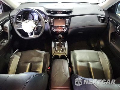 Zdjęcie 8 z 13 samochodu: 2020 NISSAN ROGUE SL VIN:5N1AT2MV6LC773812 - miniatura