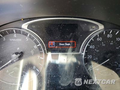 Zdjęcie 9 z 13 samochodu: 2017 NISSAN PATHFINDER SL VIN:5N1DR2MN2HC692518 - miniatura