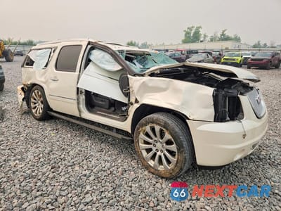 Czwarte zdjęcie samochodu z boku: 2012 GMC YUKON XL DENALI VIN:1GKS2MEF9CR130807 - miniatura