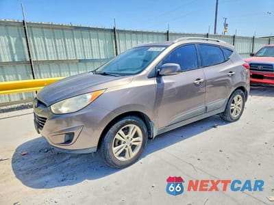 2011 HYUNDAI TUCSON GLS KM8JU3AC6BU261837 - główne zdjęcie licytacji z USA - miniatura