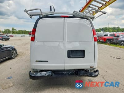 Zdjęcie 6 z 13 samochodu: 2024 CHEVROLET EXPRESS G2500 VIN:1GCWGAFP1R1287470 - miniatura
