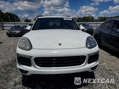 Piąte zdjęcie samochodu w środku: 2017 PORSCHE CAYENNE SE HYBRID PLATINUM VIN:WP1AE2A27HLA70329 - miniatura