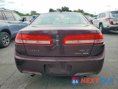 Zdjęcie 6 z 13 samochodu: 2011 LINCOLN MKZ VIN:3LNHL2JC2BR758712 - miniatura