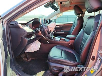 Zdjęcie 7 z 14 samochodu: 2019 TOYOTA RAV4 XLE PREMIUM VIN:2T3C1RFV0KW019633 - miniatura