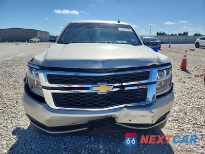 Piąte zdjęcie samochodu w środku: 2017 CHEVROLET TAHOE K1500 LT VIN:1GNSKBKC3HR341980 - miniatura