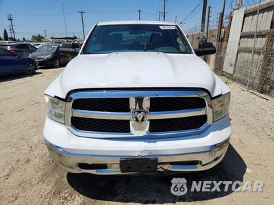Piąte zdjęcie samochodu w środku: 2019 RAM 1500 CLASSIC TRADESMAN VIN:3C6RR6KT2KG585614 - miniatura