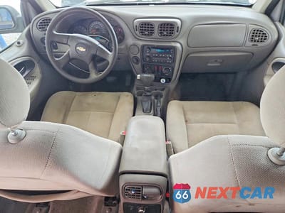 Zdjęcie 8 z 12 samochodu: 2008 CHEVROLET TRAILBLAZER LS VIN:1GNDS13S982121602 - miniatura
