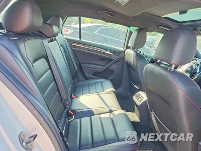 Zdjęcie 10 z 12 samochodu: 2016 VOLKSWAGEN GTI S/SE VIN:3VW4T7AU4GM002079 - miniatura