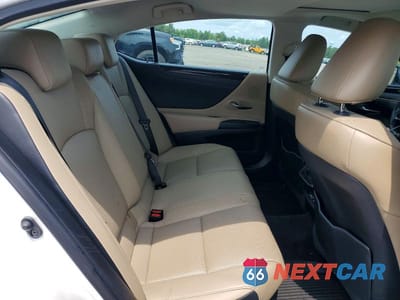 Zdjęcie 10 z 12 samochodu: 2020 LEXUS ES 300H VIN:58AD21B16LU011612 - miniatura