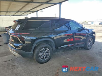 Trzecie zdjęcie samochodu z tyłu: 2025 CHEVROLET TRAVERSE LT VIN:1GNERGRS1SJ266690 - miniatura