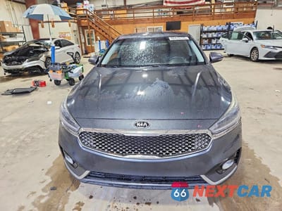 Piąte zdjęcie samochodu w środku: 2017 KIA CADENZA PREMIUM VIN:KNALC4J11H5065888 - miniatura