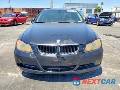 Piąte zdjęcie samochodu w środku: 2006 BMW 330 I VIN:WBAVB33506PS06781 - miniatura
