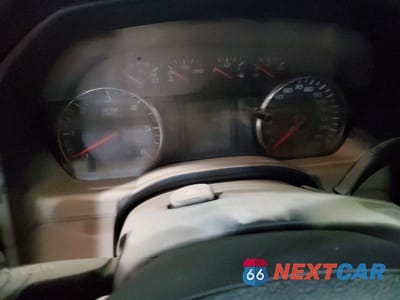 Zdjęcie 9 z 12 samochodu: 2018 CHEVROLET SILVERADO K1500 CUSTOM VIN:1GCVKPEH4JZ377788 - miniatura