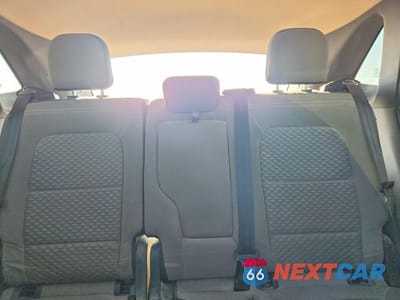 Zdjęcie 10 z 14 samochodu: 2020 FORD ESCAPE SE VIN:1FMCU9G69LUB30612 - miniatura