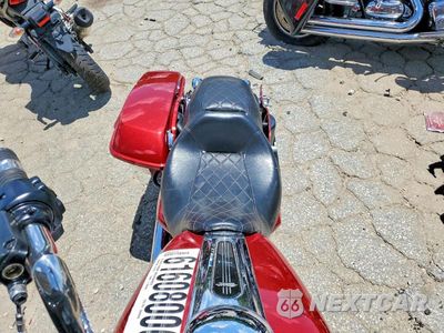 Piąte zdjęcie samochodu w środku: 2018 HARLEY-DAVIDSON FLHX STREET GLIDE VIN:1HD1KBC15JB652275 - miniatura