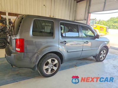 Trzecie zdjęcie samochodu z tyłu: 2013 HONDA PILOT EX VIN:5FNYF3H46DB011411 - miniatura