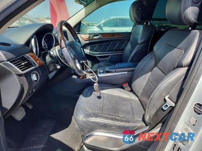 Zdjęcie 7 z 14 samochodu: 2016 MERCEDES-BENZ GL 550 4MATIC VIN:4JGDF7DE4GA672030 - miniatura