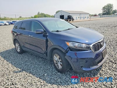 Czwarte zdjęcie samochodu z boku: 2020 KIA SORENTO LX VIN:5XYPGDA38LG651062 - miniatura