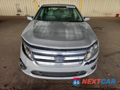 Piąte zdjęcie samochodu w środku: 2010 FORD FUSION SE VIN:3FAHP0HA5AR395893 - miniatura