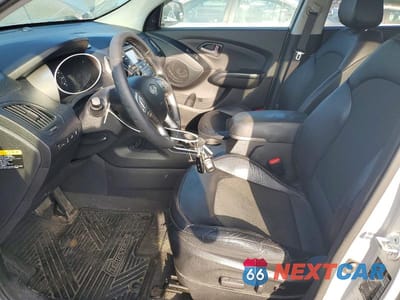 Zdjęcie 7 z 13 samochodu: 2014 HYUNDAI TUCSON SE VIN:KM8JUCAG4EU806554 - miniatura