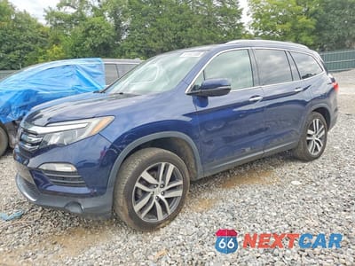 2017 HONDA PILOT TOURING 5FNYF6H90HB066388 - główne zdjęcie licytacji z USA - miniatura