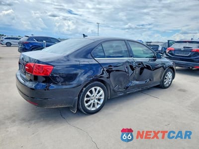 Trzecie zdjęcie samochodu z tyłu: 2014 VOLKSWAGEN JETTA VIN:3VWD07AJ8EM364220 - miniatura