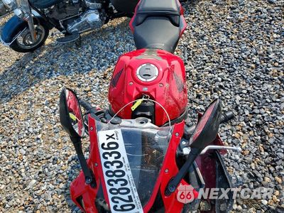 Piąte zdjęcie samochodu w środku: 2023 HONDA CBR650 RA VIN:MLHRH0155P5400172 - miniatura