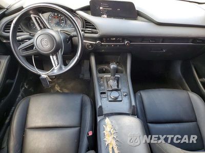 Zdjęcie 8 z 12 samochodu: 2021 MAZDA 3 SELECT VIN:JM1BPABL5M1337068 - miniatura