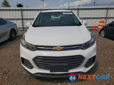 Piąte zdjęcie samochodu w środku: 2017 CHEVROLET TRAX LS VIN:3GNCJKSBXHL288832 - miniatura