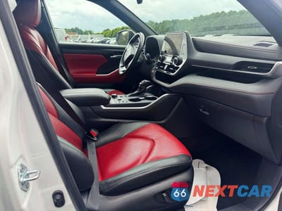 Zdjęcie 10 z 15 samochodu: 2024 TOYOTA HIGHLANDER XSE VIN:5TDKDRBH5RS571787 - miniatura