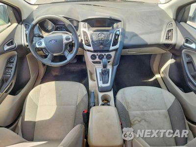 Zdjęcie 8 z 12 samochodu: 2014 FORD FOCUS SE VIN:1FADP3F20EL430727 - miniatura