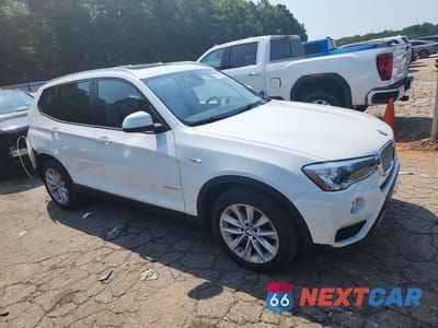 Czwarte zdjęcie samochodu z boku: 2017 BMW X3 SDRIVE28I VIN:5UXWZ7C57H0V85766 - miniatura