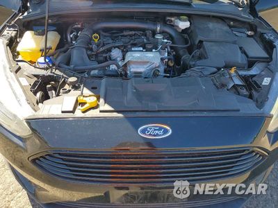 Zdjęcie 11 z 12 samochodu: 2018 FORD FOCUS SE VIN:1FADP3FE6JL313805 - miniatura