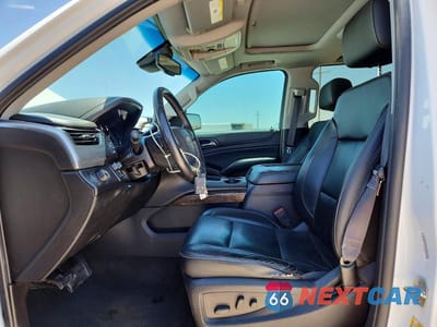 Zdjęcie 7 z 14 samochodu: 2016 CHEVROLET SUBURBAN C1500 LT VIN:1GNSCHKC3GR143530 - miniatura