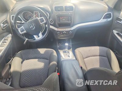 Zdjęcie 8 z 12 samochodu: 2018 DODGE JOURNEY SE VIN:3C4PDCAB8JT536090 - miniatura