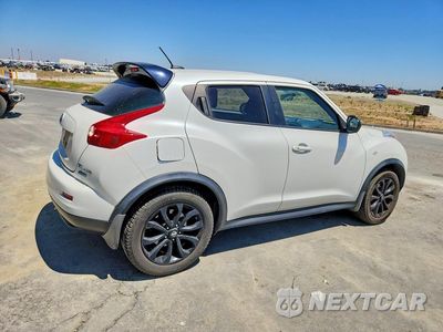 Trzecie zdjęcie samochodu z tyłu: 2013 NISSAN JUKE S VIN:JN8AF5MV0DT212699 - miniatura