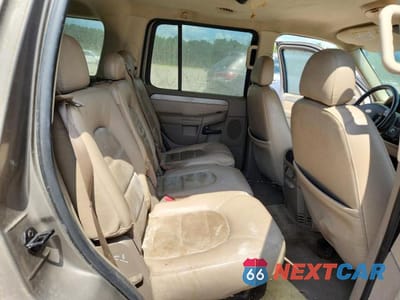 Zdjęcie 11 z 13 samochodu: 2004 FORD EXPLORER XLT VIN:1FMZU63K44UA60546 - miniatura