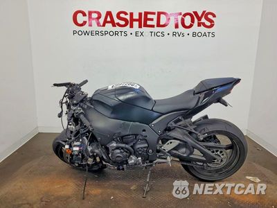 Trzecie zdjęcie samochodu z tyłu: 2025 KAWASAKI ZX1002 L VIN:JKBZXVL18SA019919 - miniatura