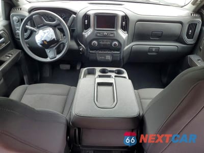 Zdjęcie 8 z 12 samochodu: 2023 CHEVROLET SILVERADO K1500 VIN:1GCUDAEDXPZ309553 - miniatura