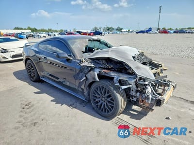 Czwarte zdjęcie samochodu z boku: 2020 FORD MUSTANG GT VIN:1FA6P8CF6L5149238 - miniatura