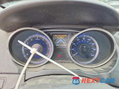 Zdjęcie 9 z 12 samochodu: 2014 HYUNDAI SONATA LIMITED VIN:5NPEC4AC7EH905357 - miniatura